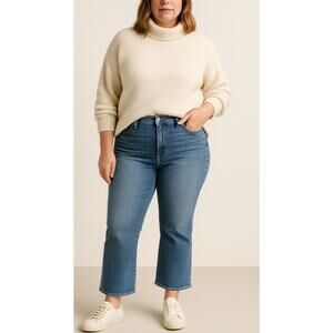 GAP Kick Fit High Rise Crop Jeans Women’s Size 30 10S Medium Wash Stretch Denim